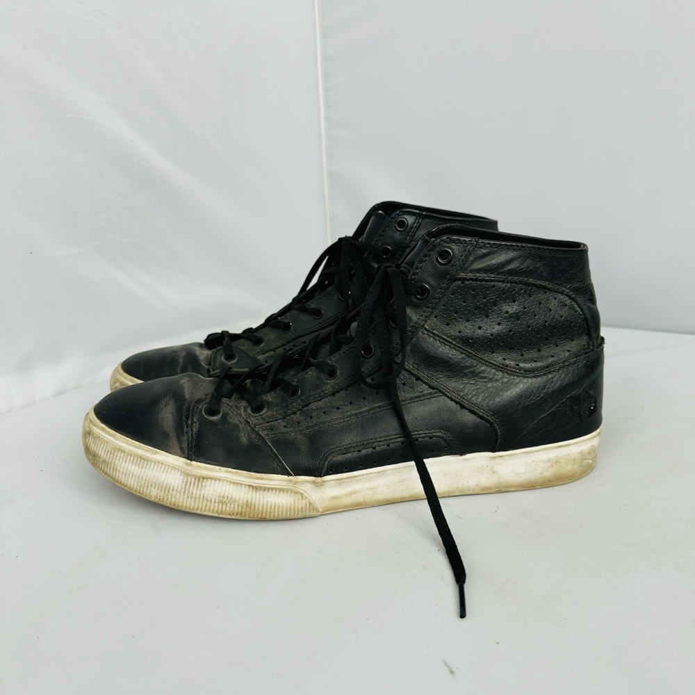 Etnies Black and White Leather Vintage High-Top Sneakers Men’s Size 10.5